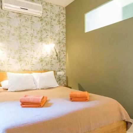 Old City Beach House Barcelona Bagian luar foto