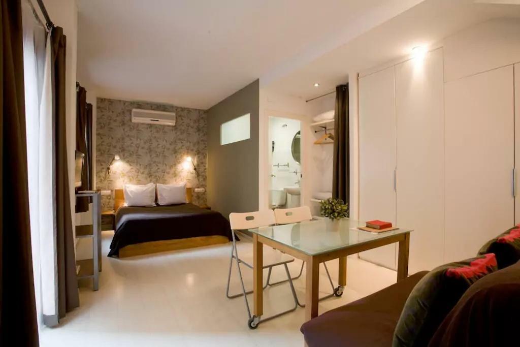 Old City Beach House Barcelona Bagian luar foto