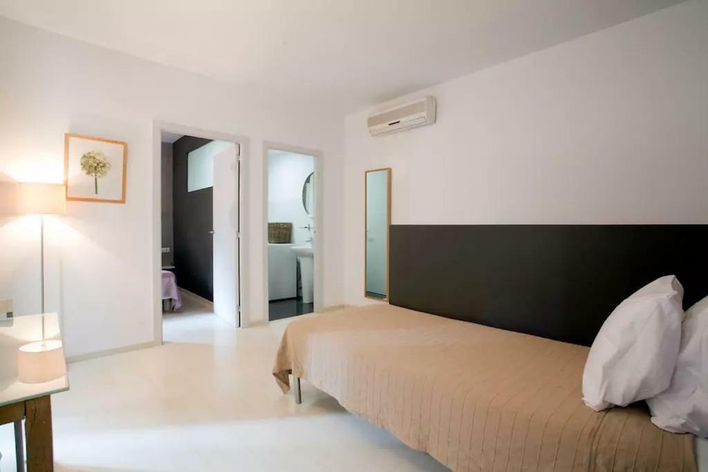 Old City Beach House Barcelona Bagian luar foto